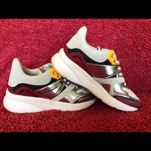 Guess GMTINSLEY  men’s size 12